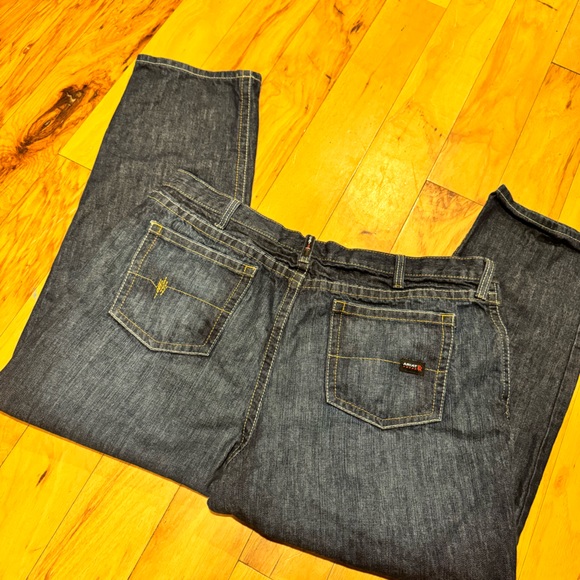 FR Ariat Work Jeans - Picture 4 of 6